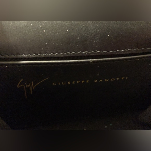 USED Giuseppe Zanotti Wallet on chain - Picture 6 of 7